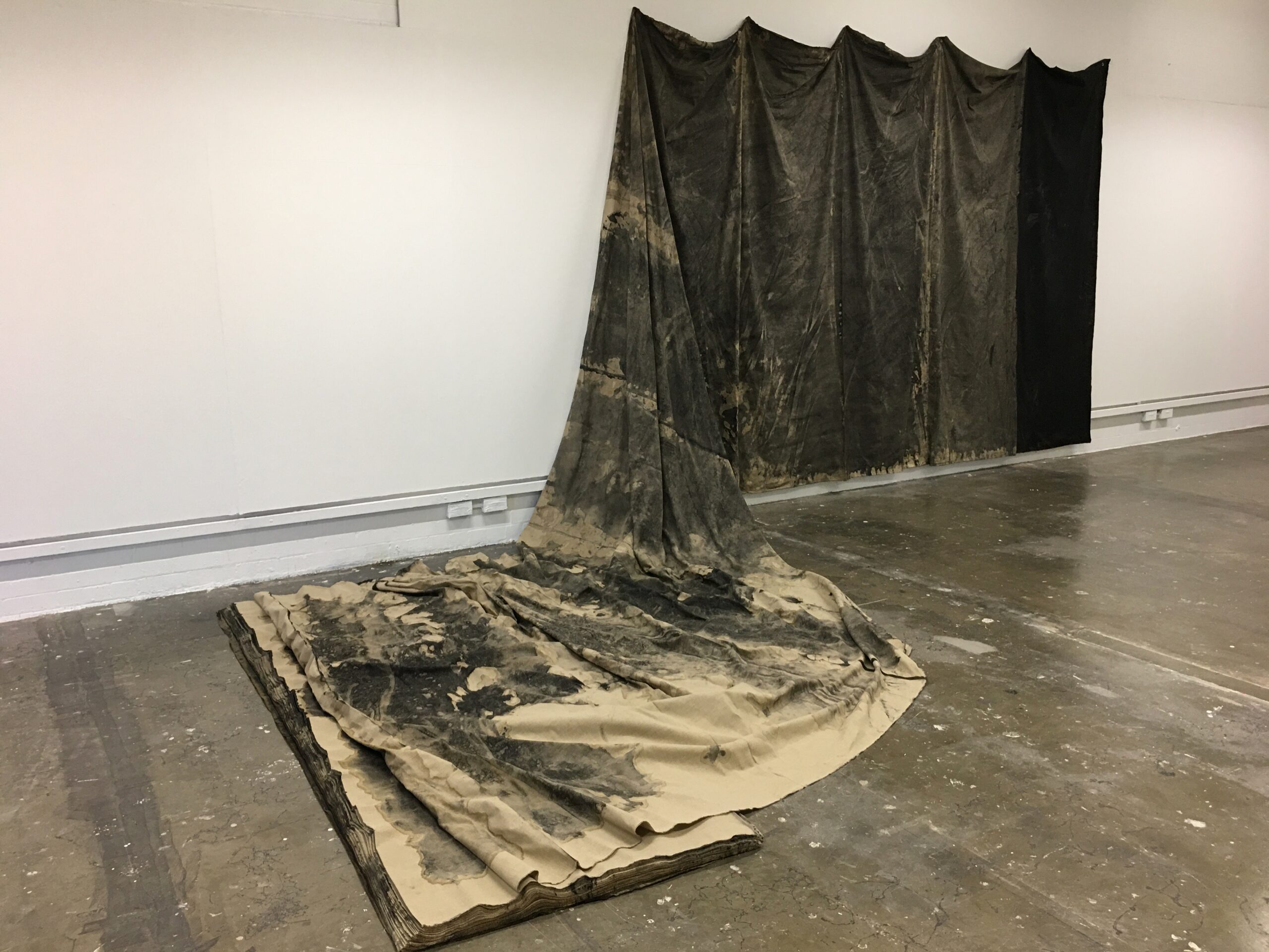 Featured Image for Folded/Unfolded (2021)